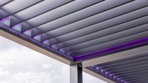 Extend your living space outdoors with a custom operable pergola you can control with the touch of a button. That's the magic of the R-BLADE™ Louvered Roof Pergola by Azenco Outdoor, the perfect solution for enjoying Florida's sunshine or seeking shelter from unexpected rain showers.